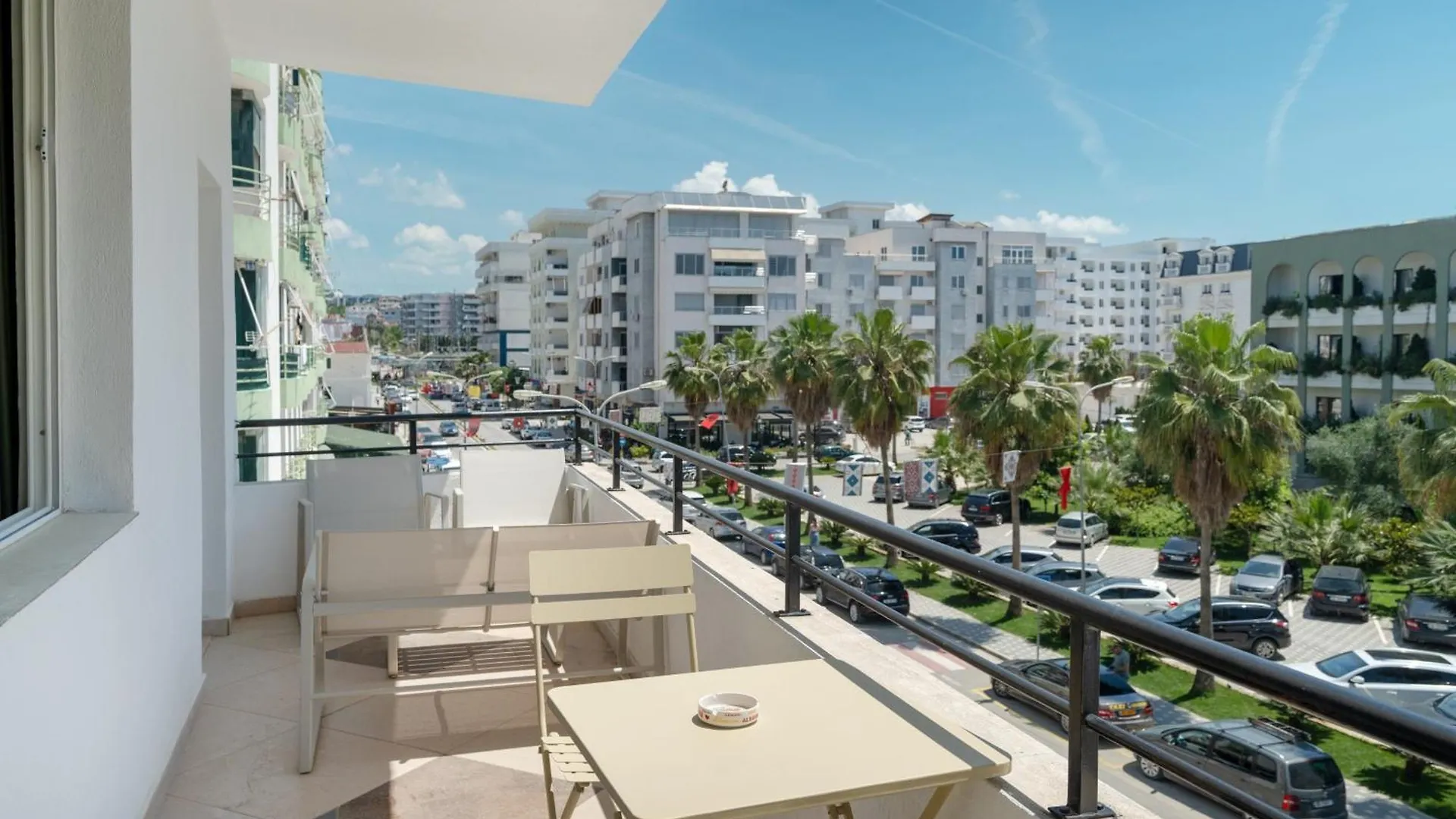 Bf Home Golem Albanie